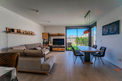 Villa i Benijofar, Alicante, Benijofar - € 470.000 | Ref: 200-4437 - foto 4
