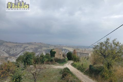 Landejendom i Castignano, Ascoli Piceno, Castignano - € 105.000 | Ref: 136 - foto 17