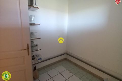 Villa a Massiac, Cantal, Massiac - € 222.600 | Ref: 96CAL111019 - foto 17