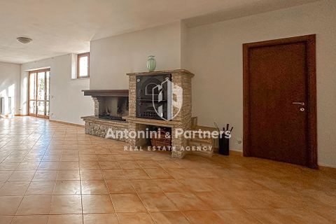 Villa a Todi, Perugia, Todi - € 750.000 | Ref: 70904 - foto 44