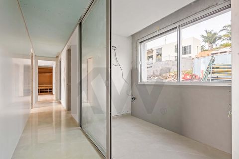 Byhus i Calheta, Madeira, Calheta - € 2.800.000 | Ref: KWPT-001666 - foto 15