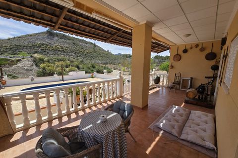 Villa a Sax, Alicante, Sax - € 499.999 | Ref: IVE13841 - foto 2