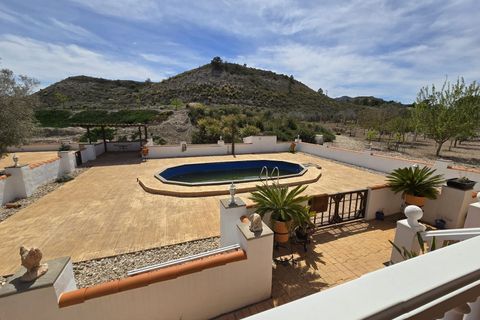 Villa a Sax, Alicante, Sax - € 499.999 | Ref: IVE13841 - foto 3