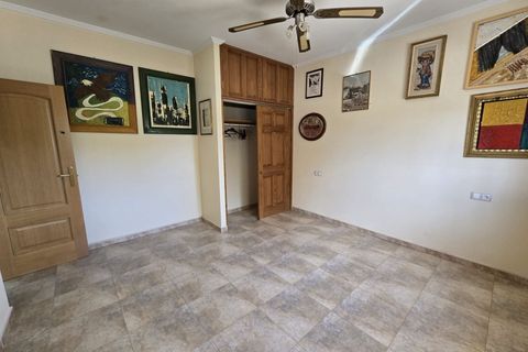 Villa a Sax, Alicante, Sax - € 499.999 | Ref: IVE13841 - foto 14