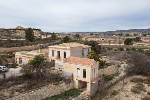 Landejendom i Monovar, Alicante, Monovar - € 180.000 | Ref: CF3144 - foto 1