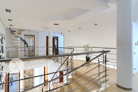 Villa a Torrent, Valencia, Torrent - € 1.980.000 | Ref: EXP12140/8930 - foto 32