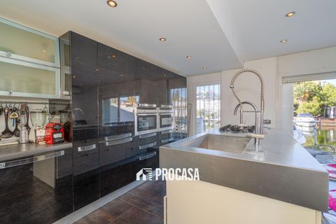 Villa i Roses, Gerona, Roses - € 585.000 | Ref: 4063 - foto 10
