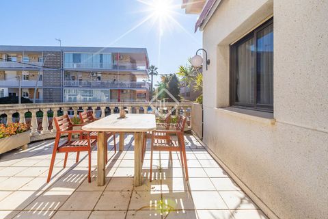 Villa a Castelldefels, Barcelona, Castelldefels - € 1.235.000 | Ref: GAV64912 - foto 28