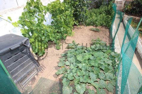 Villa a Estombar, Faro, Estombar - € 275.000 | Ref: City-25-93C - foto 35