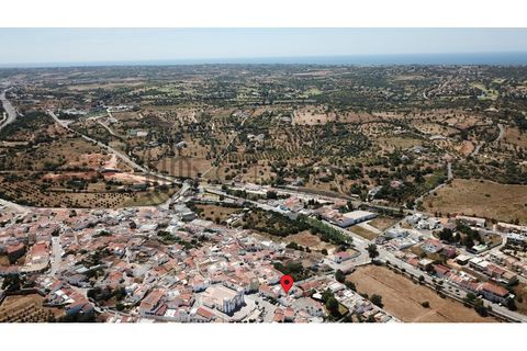 Villa a Estombar, Faro, Estombar - € 275.000 | Ref: City-25-93C - foto 45