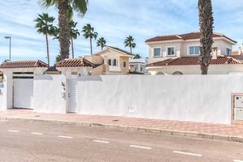 Villa a Ciudad Quesada, Alicante, Ciudad Quesada - € 695.000 | Ref: 2393 - foto 11