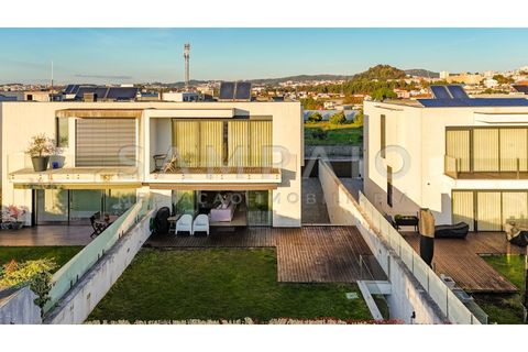 Villa i Gondomar, Porto, Gondomar - € 725.000 | Ref: 3717 - foto 2