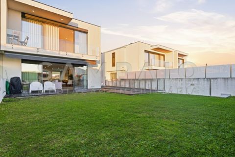Villa i Gondomar, Porto, Gondomar - € 725.000 | Ref: 3717 - foto 1
