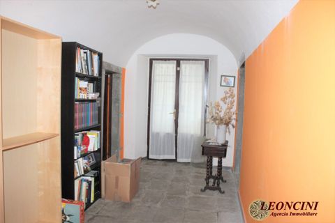 Herregård i Filattiera, Massa and Carrara, Filattiera - € 115 000 | Ref: A393 - foto 11