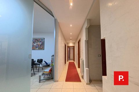 Erhvervsejendom i Caserta, Caserta, Caserta - € 290.000 | Ref: kA9278 - foto 2