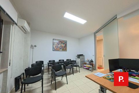Erhvervsejendom i Caserta, Caserta, Caserta - € 290.000 | Ref: kA9278 - foto 9