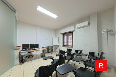 Erhvervsejendom i Caserta, Caserta, Caserta - € 290.000 | Ref: kA9278 - foto 10