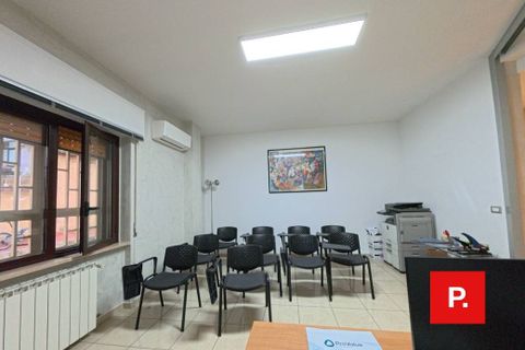Erhvervsejendom i Caserta, Caserta, Caserta - € 290.000 | Ref: kA9278 - foto 11