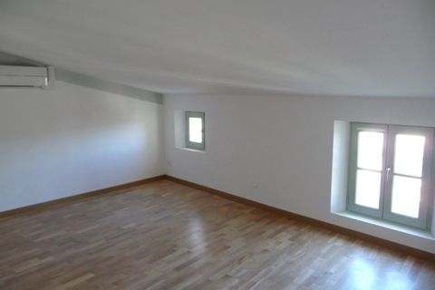 Apartament a Uzes, Gard, Uzes - € 515/mes | Ref: 5887910 - foto 8