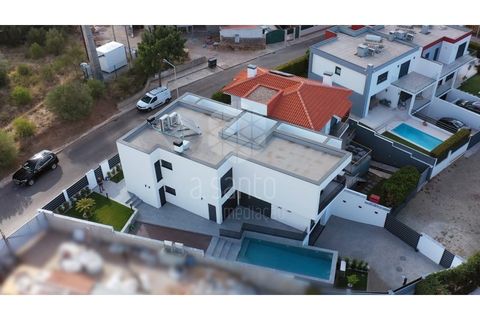 Villa i Alcabideche, Lisbon, Alcabideche - € 1.750.000 | Ref: RE10829SC - foto 20