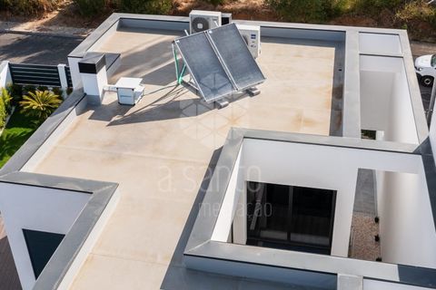 Villa i Alcabideche, Lisbon, Alcabideche - € 1.750.000 | Ref: RE10829SC - foto 22
