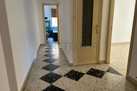 Lejlighed i Caltanissetta, Caltanissetta, Caltanissetta - € 30.000 | Ref: 1646 - foto 11