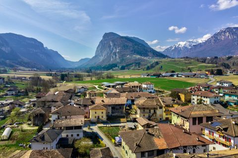 Villa a Comano Terme, Trento, Comano Terme - € 100.000 | Ref: 778 - foto 2