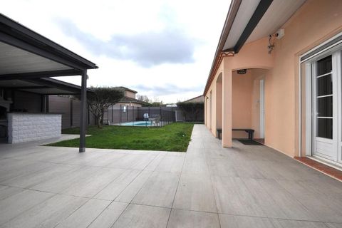 Villa a Albi, Tarn, Albi - € 315.000 | Ref: AJ4620 - foto 2