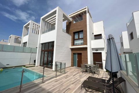 Villa a Torrevieja, Alicante, Torrevieja - € 479.000 | Ref: OH01761/10701 - foto 25
