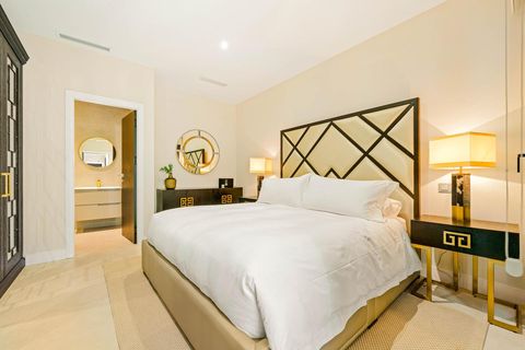 Villa i Marbella, Malaga, Marbella - € 4.695.000 | Ref: RLQ038V6 - foto 22