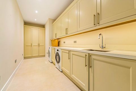 Villa i Marbella, Malaga, Marbella - € 4.695.000 | Ref: RLQ038V6 - foto 34
