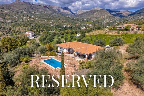 Landejendom i Alcaucin, Malaga, Alcaucin - € 415.000 | Ref: 0463 - foto 1