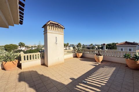 Villa i Cabo Roig, Alicante, Cabo Roig - € 1.700.000 | Ref: 749925 - foto 37