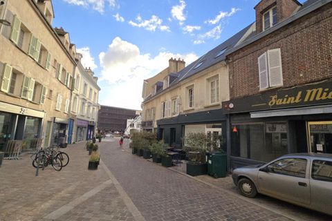 L'establiment comercial a Chartres, Eure-et-Loir, Chartres - € 13.440/mes | Ref: CHARTRES-B-YAR - foto 3