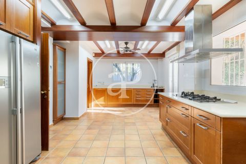 Villa i Betera, Valencia, Betera - € 1.500.000 | Ref: VV2511072 - foto 13