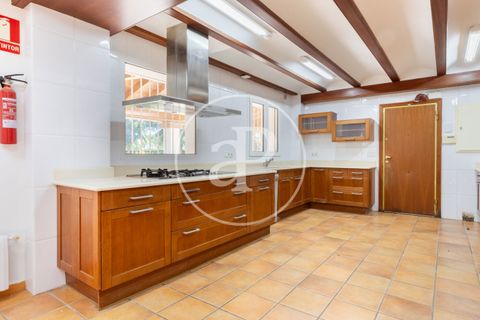 Villa i Betera, Valencia, Betera - € 1.500.000 | Ref: VV2511072 - foto 16
