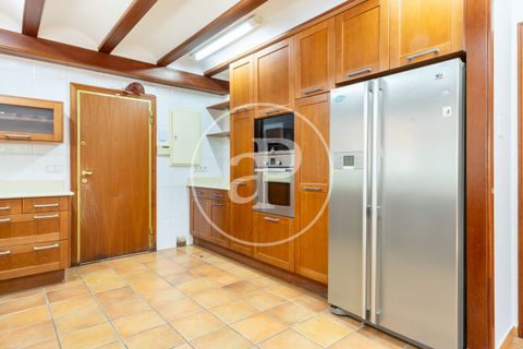 Villa i Betera, Valencia, Betera - € 1.500.000 | Ref: VV2511072 - foto 17