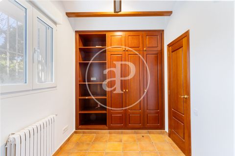 Villa i Betera, Valencia, Betera - € 1.500.000 | Ref: VV2511072 - foto 31