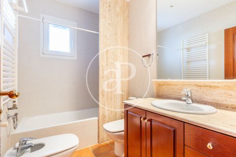 Villa i Betera, Valencia, Betera - € 1.500.000 | Ref: VV2511072 - foto 35