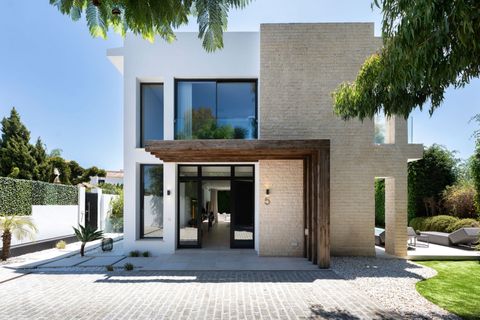 Villa a Estepona, Malaga, Estepona - € 1.825.000 | Ref: HRB-01170P - foto 2