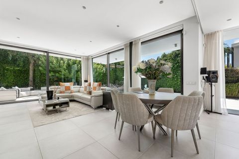 Villa a Estepona, Malaga, Estepona - € 1.825.000 | Ref: HRB-01170P - foto 3