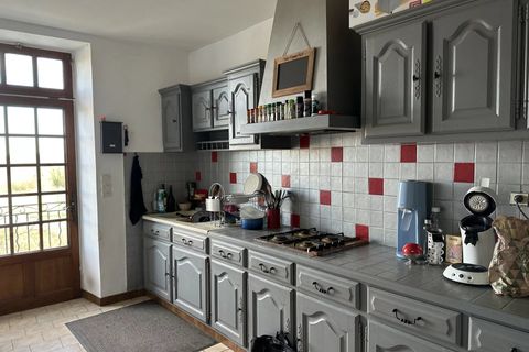 Landsbyhus i Aubeterre-sur-Dronne, Charente, Aubeterre-sur-Dronne - € 183.600 | Ref: BVI79743 - foto 3