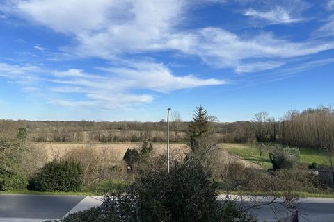 Landsbyhus i Aubeterre-sur-Dronne, Charente, Aubeterre-sur-Dronne - € 183.600 | Ref: BVI79743 - foto 13