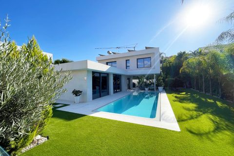 Villa i Calpe, Alicante, Calpe - € 1.140.000 | Ref: C16546* - foto 1