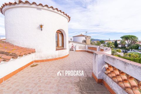 Villa i Empuriabrava, Gerona, Empuriabrava - € 860 000 | Ref: 4068 - foto 16