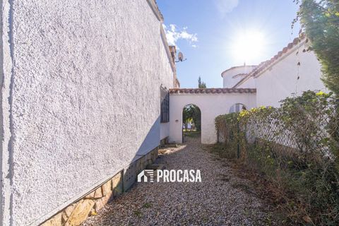 Villa i Empuriabrava, Gerona, Empuriabrava - € 860 000 | Ref: 4068 - foto 37