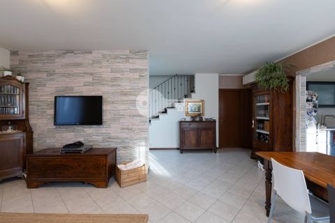 Villa i Manerbio, Brescia, Manerbio - € 360.000 | Ref: 6415062020-1317 - foto 13
