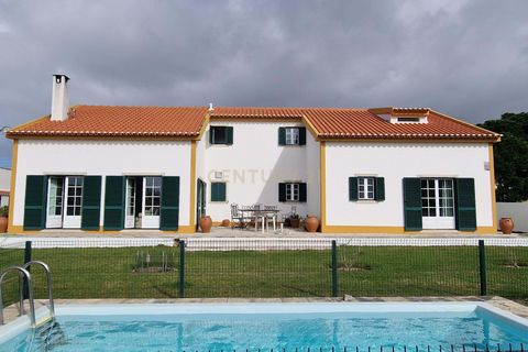 Villa i Almocageme, Lisbon, Almocageme - € 890.000 | Ref: C0409-01450 - foto 6