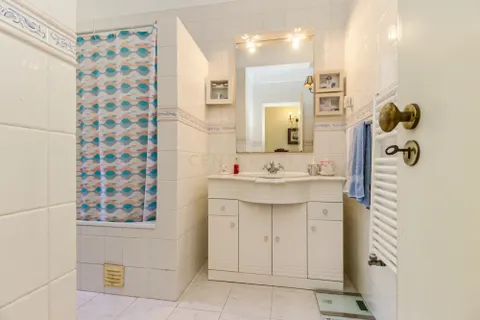 Villa i Almocageme, Lisbon, Almocageme - € 890.000 | Ref: C0409-01450 - foto 25
