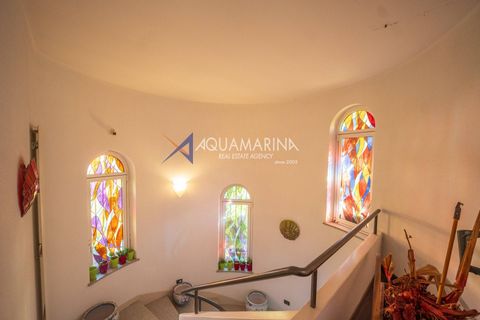 Villa i Ventimiglia, Imperia, Ventimiglia - € 1.350.000 | Ref: 14085 - foto 29